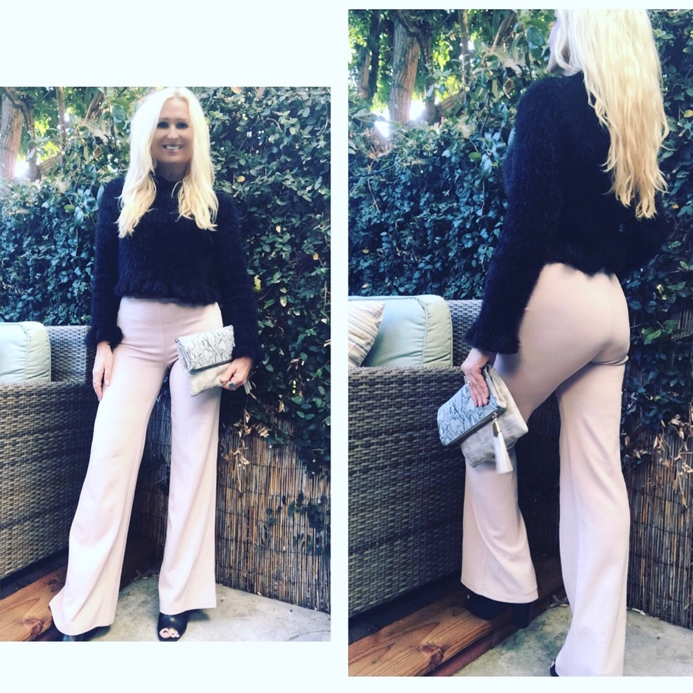 👛Blush Boot Leg Pant🌟 - Picture 1 of 4